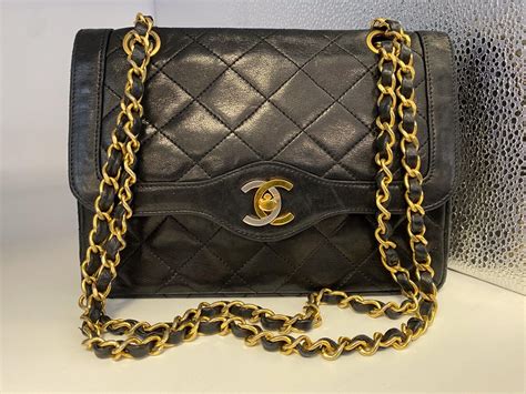 best place to buy vintage chanel in paris|Chanel Paris website.